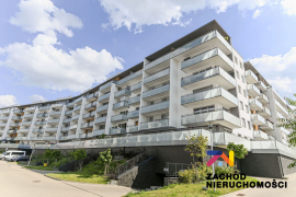 3 pokoje plus miejsce postojowe! Wynajem!